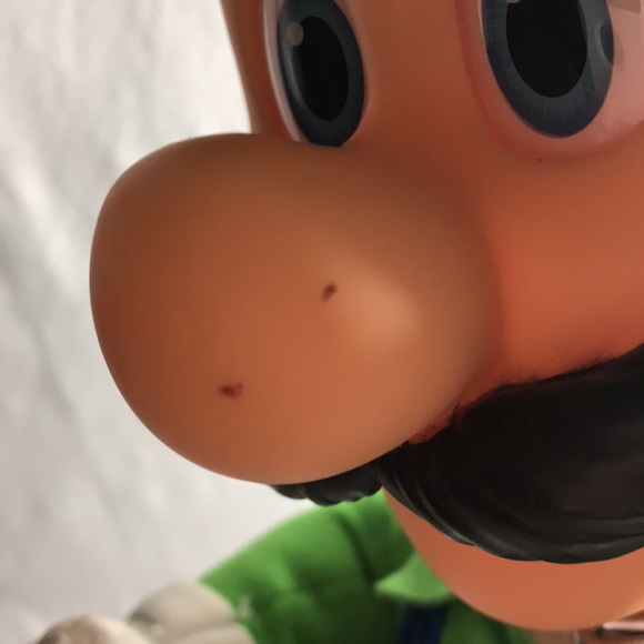 Luigi Super Mario Brothers Movie Plush & Vinyl Toy - Picture 5 of 10